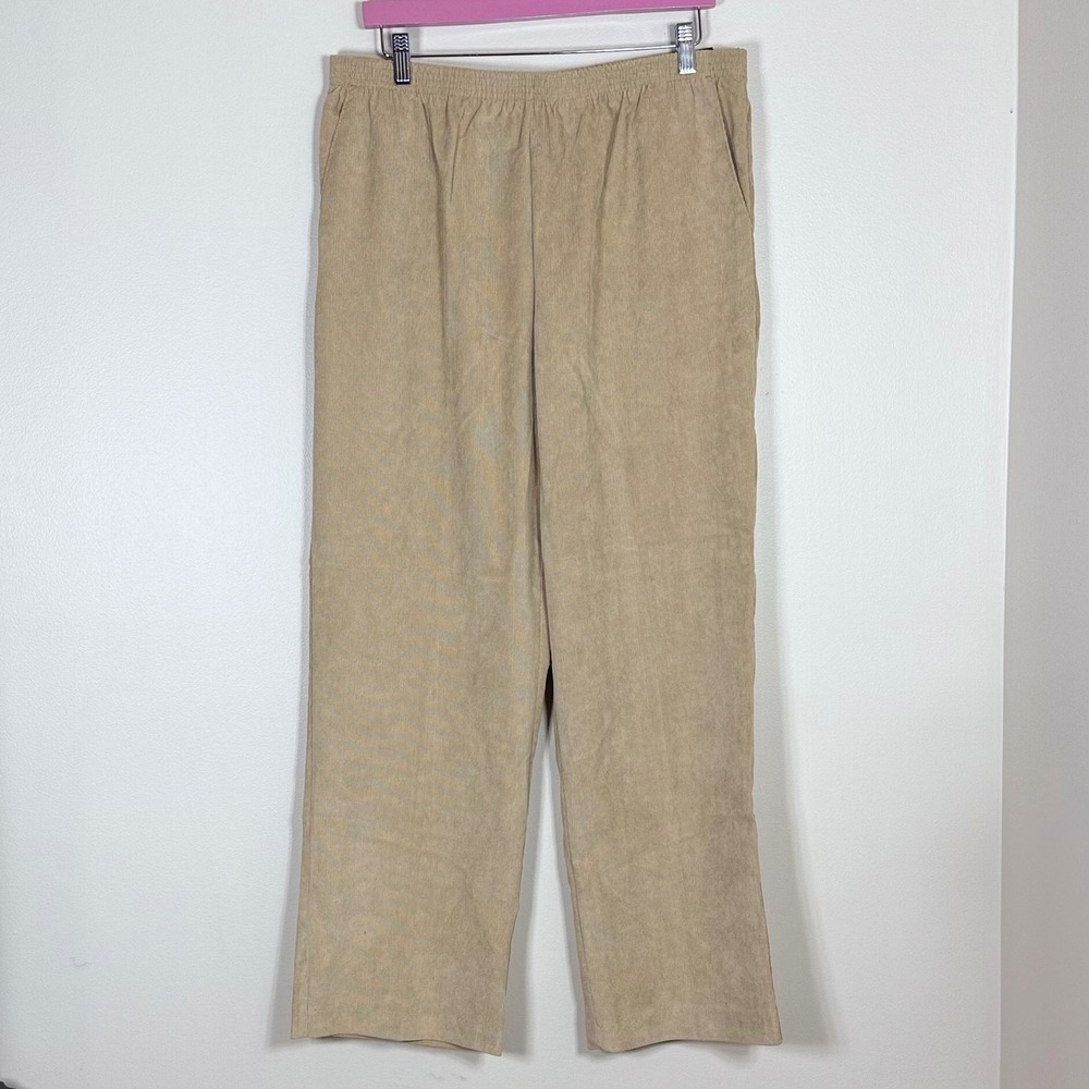 Alfred Dunner Women Classic Fit Corduroy Pants Size 14P Tan Proportioned Medium